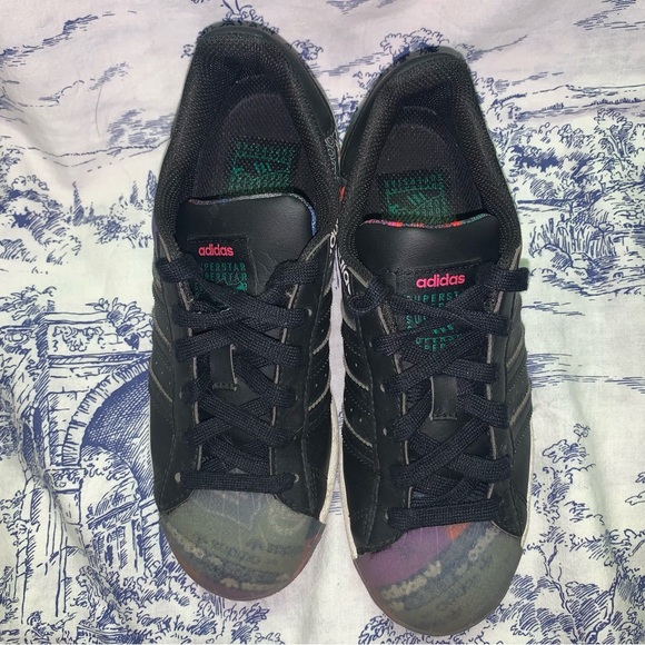 Adidas Superstar Originals Black Multi Logo Translucent Toebox GX2716 sz 5 1/2 - Picture 6 of 9